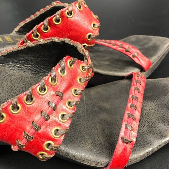 Calleen Cordero rare wooden heel red sandal 9 - Picture 5 of 7